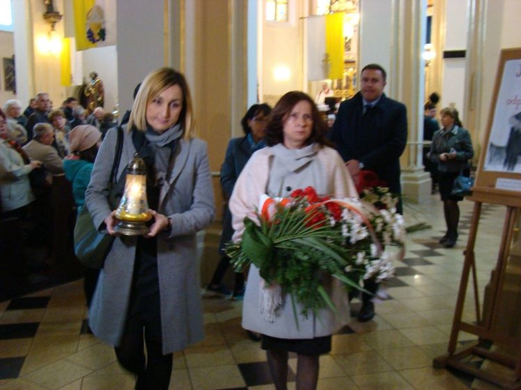 W Wodzisławiu uczczono pamięć ofiar Katynia i Smoleńska, Biuro Poselskie Teresy Glenc