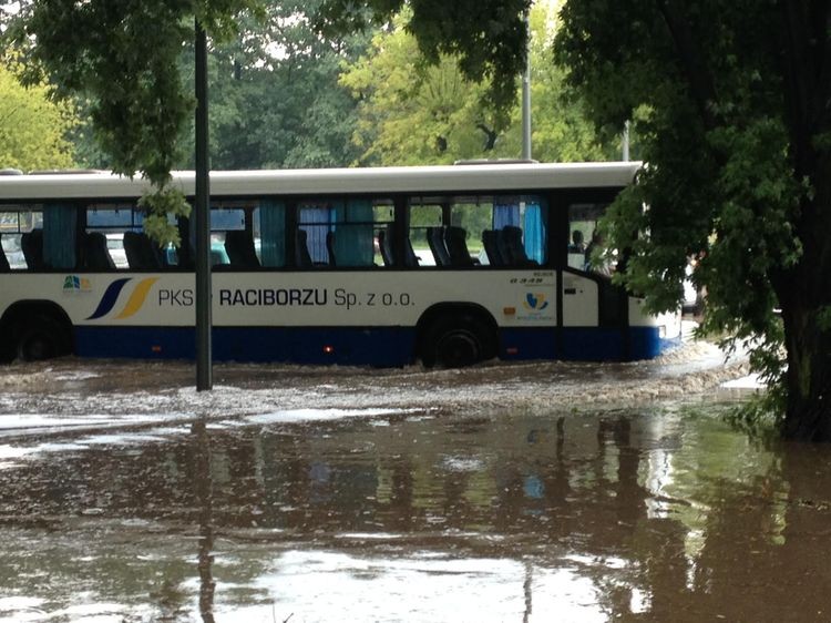 Powódź na parkingu przy Karuzeli. Zarządca obiektu: nie mogliśmy temu zapobiec, Zdjęcia nadesłane