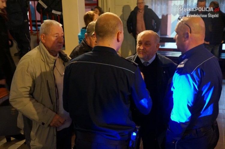 Debata o bezpieczeństwie. Policjanci spotkali się z mieszkańcami, KPP Wodzisław Śl.