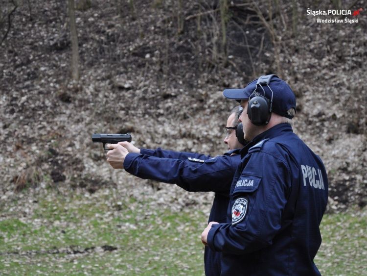 Strzelanie dynamiczne. Tak trenują wodzisławscy policjanci [FOTO], KPP Wodzisław