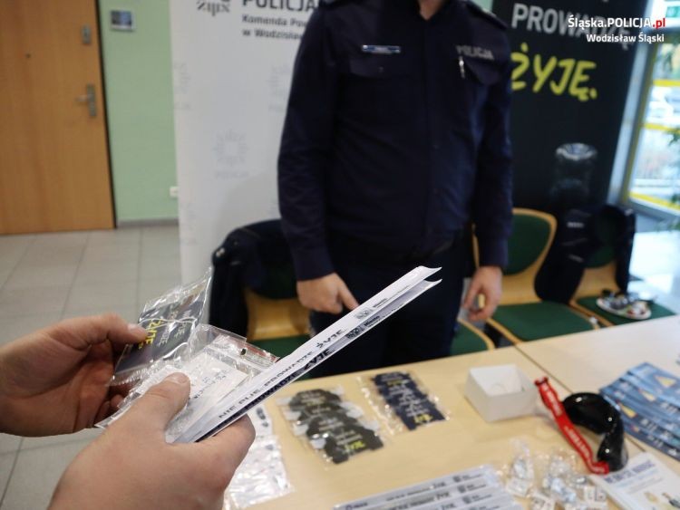 Policjanci edukowali seniorów w zakresie bezpieczeństwa, KPP Wodzisław Śląski