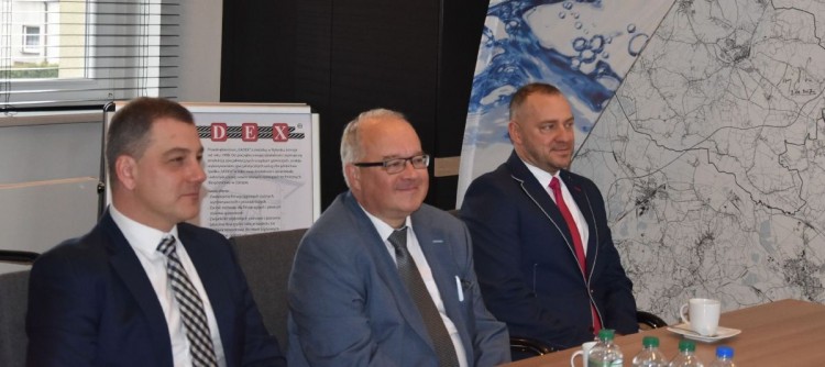 Dwie powiatowe szkoły mają nowych partnerów, Starostwo Powiatowe w Wodzisławiu Śląskim