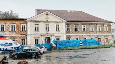 Mieczysław Kieca: prace w pałacu zostały w końcu wznowione