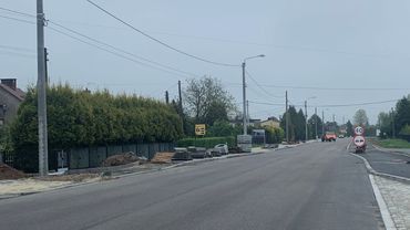 DW933: asfaltują Wodzisławską. Spore utrudnienia dla kierowców