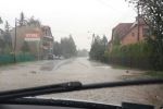 Powódź na parkingu przy Karuzeli. Zarządca obiektu: nie mogliśmy temu zapobiec, 
