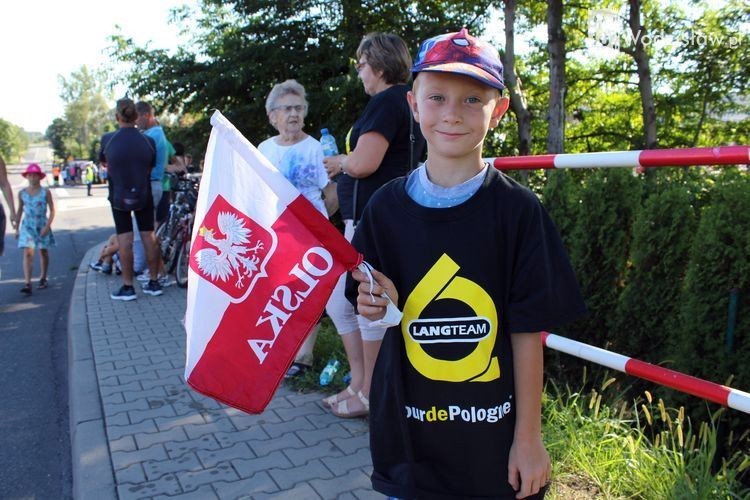 Mieszkańcy Mszany i Połomi kibicują kolarzom podczas Tour de Pologne, Tomasz Raudner