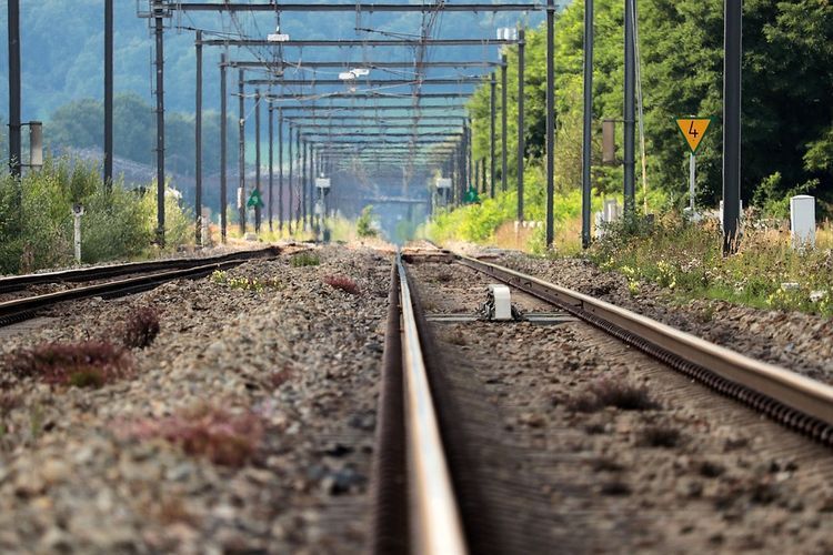 Stacja dla kolei dużych prędkości w Wodzisławiu? Jest petycja, archiwum