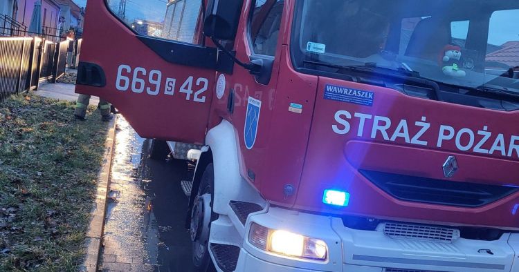 Tragedia w Rydułtowach. W pożarze zginął mężczyzna, OSP KSRG Rydułtowy