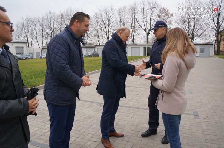 Flota wodzisławskiej policji wzbogaciła się o cztery nowe „cacka”, mk; źródło: KPP Wodzisław Śl.