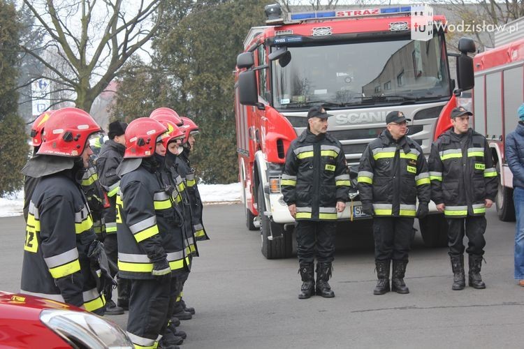 Wodzisławscy strażacy zaprezentowali nowy sprzęt, mk