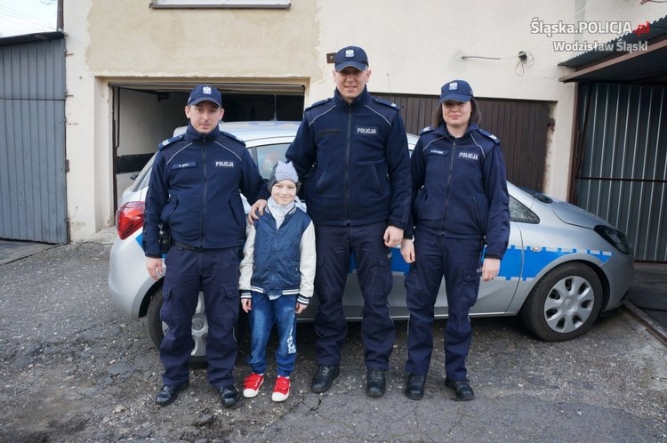Policjanci spełnili marzenie chorego 7-latka z Wodzisławia, KPP Wodzisław Śl.