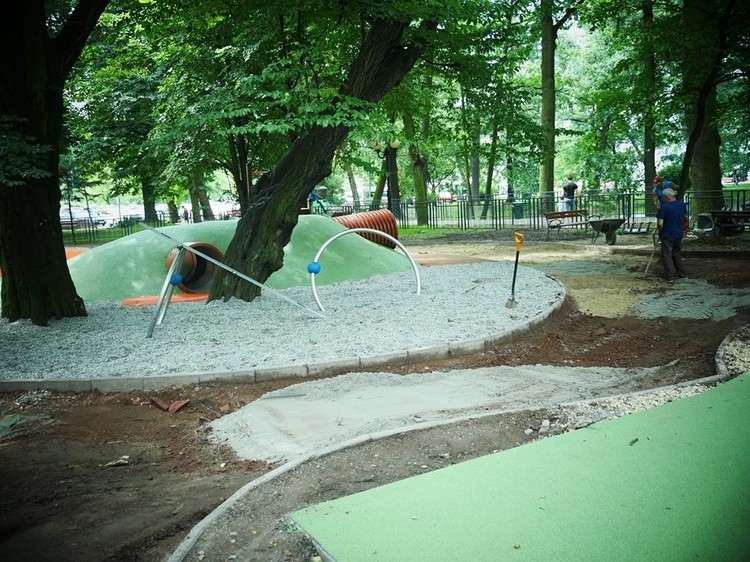 Rozbudowa placu zabaw w Parku Miejskim, UM Wodzisławia