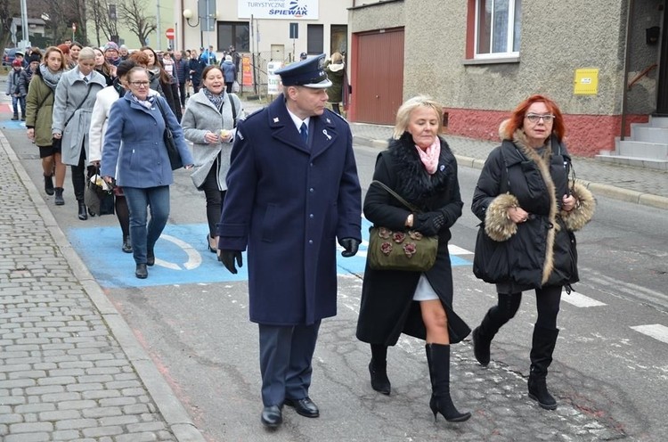 Przemaszerowali ulicami Wodzisławia przeciwko przemocy, Starostwo Powiatowe