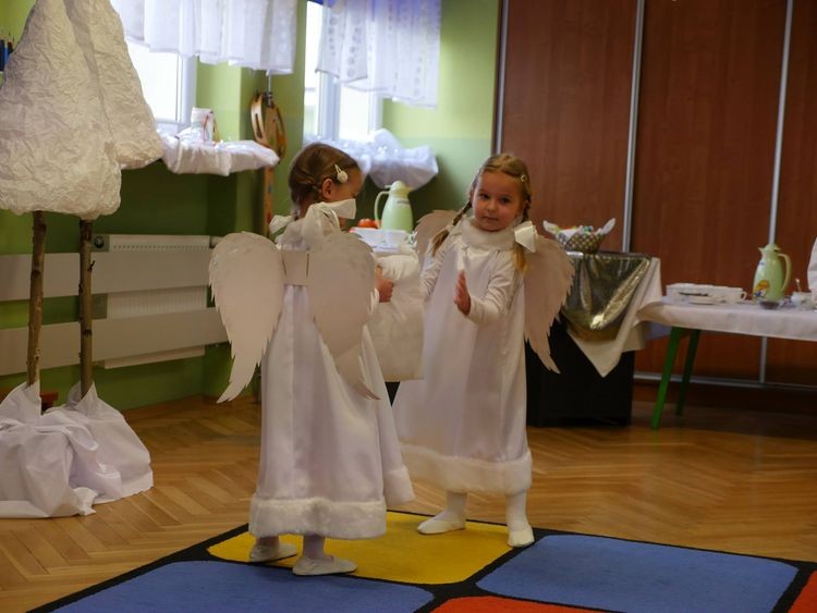 Przedszkole nr 6 podsumowało konkurs „Pod skrzydłami anioła II”, UM Wodzisławia Śląskiego