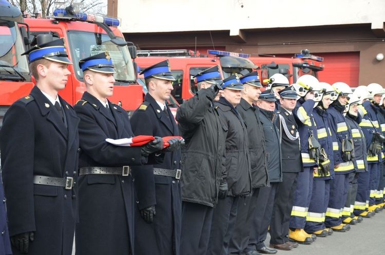 Strażacy już korzystają z nowej drabiny. Wielki dzień OSP Łaziska i Połomia (zdjęcia), Starostwo Powiatowe w Wodzisławiu Śląskim