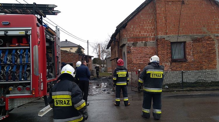 Pożar w Lubomi. Pogorzelcy proszą o pomoc (zdjęcia, wideo), Wodzisław Śląski i okolice-Informacje drogowe 24H