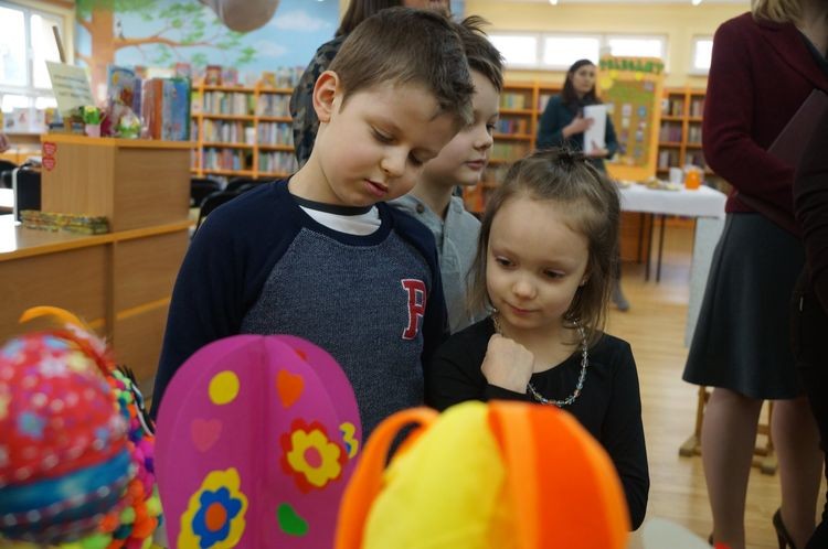 To zwycięzcy konkursu na najpiękniejszą pisankę wielkanocną, Biuro Prezydenta Miasta