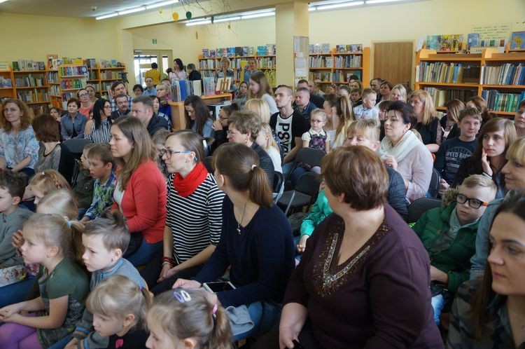 To zwycięzcy konkursu na najpiękniejszą pisankę wielkanocną, Biuro Prezydenta Miasta