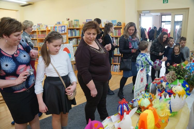 To zwycięzcy konkursu na najpiękniejszą pisankę wielkanocną, Biuro Prezydenta Miasta