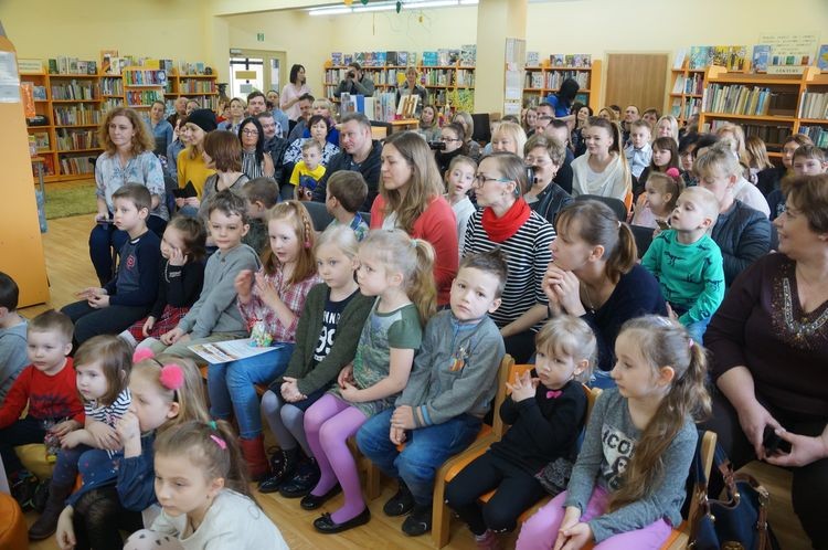 To zwycięzcy konkursu na najpiękniejszą pisankę wielkanocną, Biuro Prezydenta Miasta