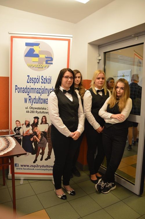Szkoły z powiatu wodzisławskiego zaprezentowały swoją ofertę, Starostwo Powiatowe w Wodzisławiu Śląskim