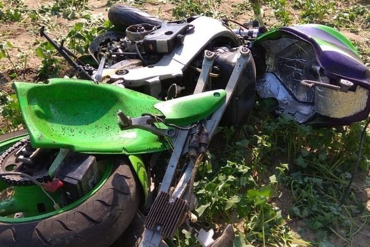 Zagadkowy wypadek motocyklisty w Syryni. Okoliczności zbada biegły, Marek Fibic, policja Wodzisław Śląski