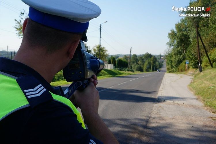 Edward w akcji - zobaczcie działania policjantów i ratowników, policja Wodzisław Śląski