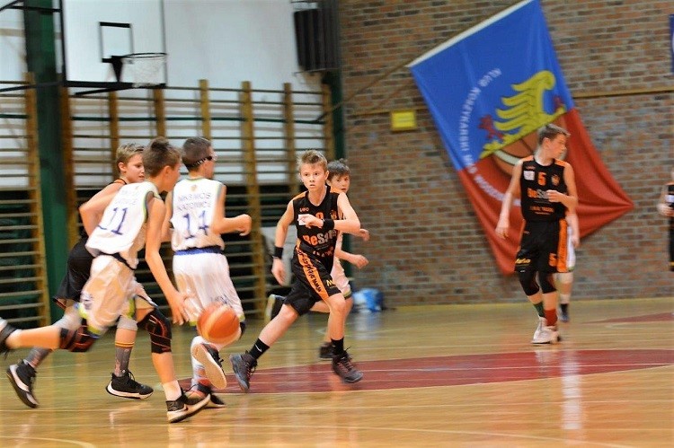 Koszykarze MKS-u wygrali z Mistrzem Śląska, MKS Wodzisław