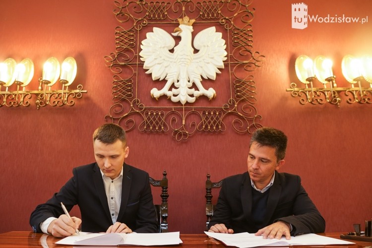 Podpisanie porozumienia między Odrą Wodzisław a Levante UD, Dominik Gajda