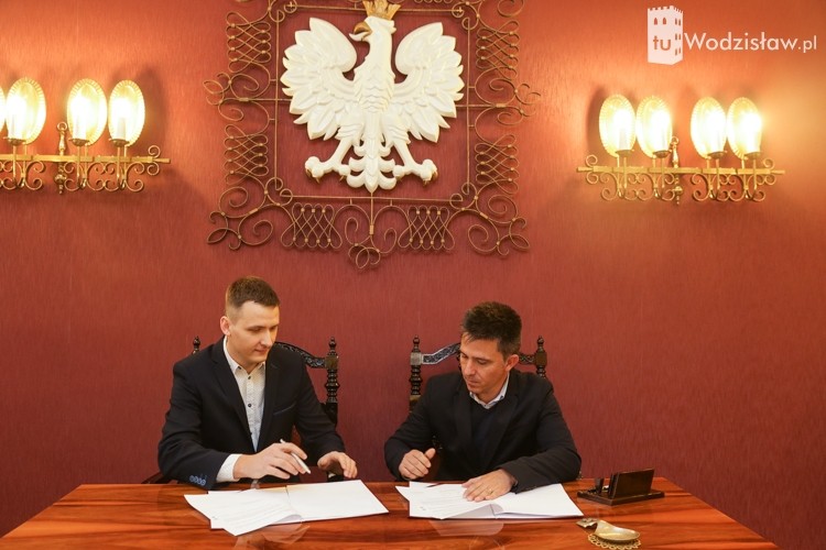 Podpisanie porozumienia między Odrą Wodzisław a Levante UD, Dominik Gajda
