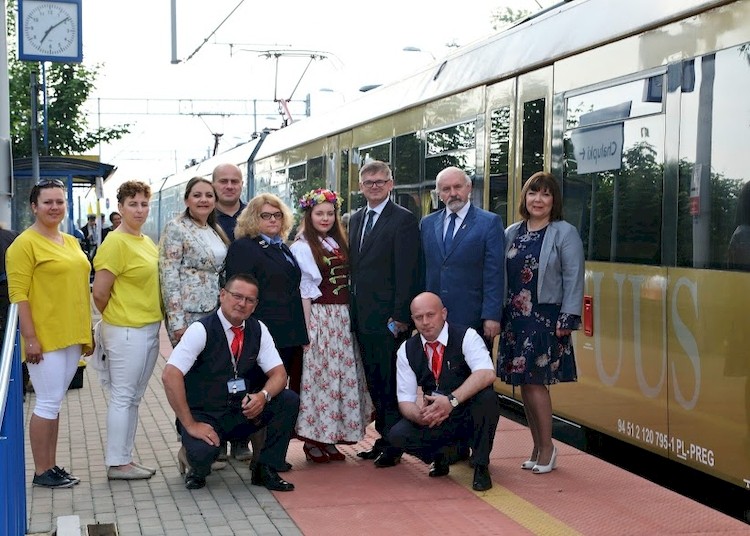 Pociąg Papieski wyruszył z Olzy już po raz trzeci!, Gminne Centrum Kultury w Gorzycach