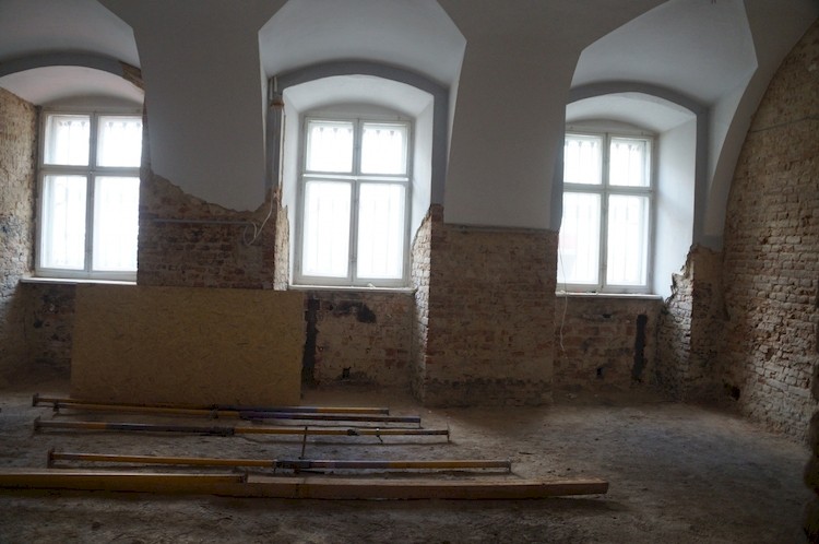 Ruszyła rozbiórka dachu Pałacu Dietrichsteinów, UM Wodzisław