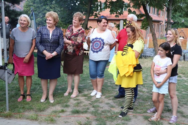 Festyn pszczół w Radlinie, OM, UM Radlin