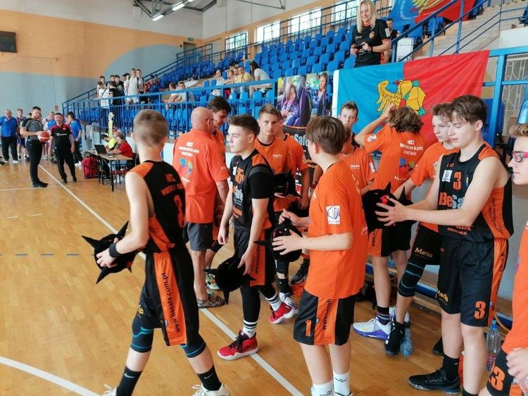 MKS: dobry występ wodzisławskich koszykarzy, MKS Wodzisław
