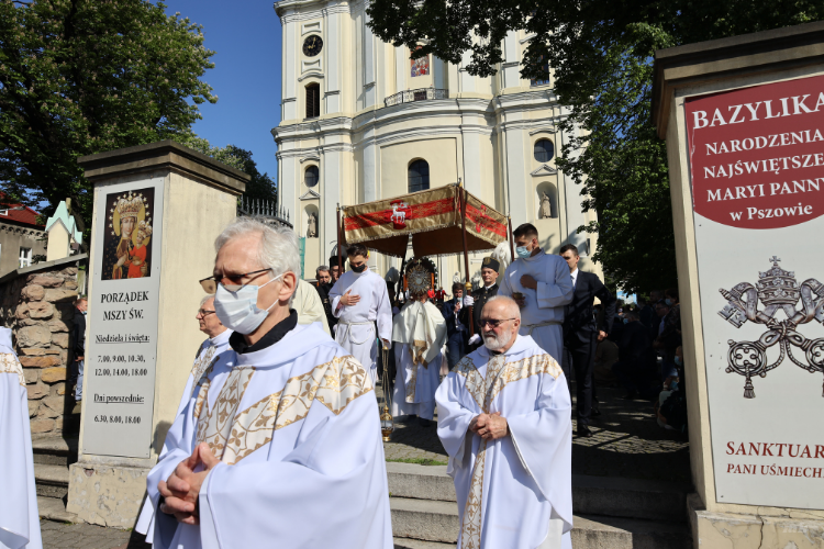 Boże Ciało i procesja wiernych w Bazylice w Pszowie, Marek Kolorz