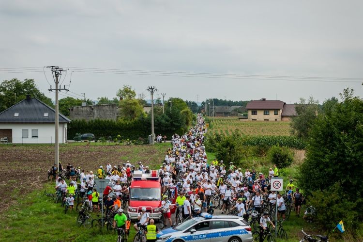 Setki uczestników Powiatowego Rajdu Rowerowego [FOTO], Starostwo Powiatowe w Wodzisławiu Śląskim