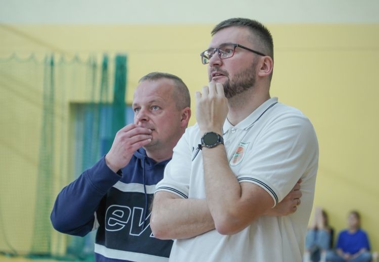 Koszykówka: Olimpijki pokonują MKS MOS Katowice (83:79), Grzegorz Matla