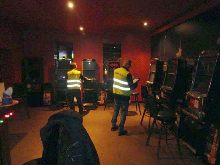 Celnicy likwidowali nielegalne „salony gier” m.in. w Wodzisławiu, Izba Celna w Katowicach
