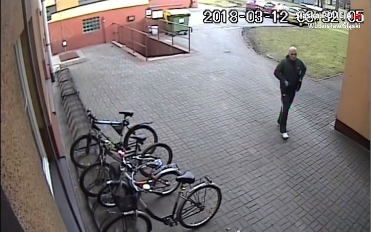 Kradzież roweru w Olzie. Poznajesz złodzieja na zdjęciu?, Policja Wodzisław Śląski