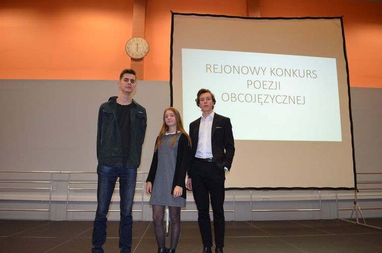 Podium Konkursu Poezji Obcojęzycznej należało do uczniów I LO, Starostwo Powiatowe w Wodzisławiu Śląskim