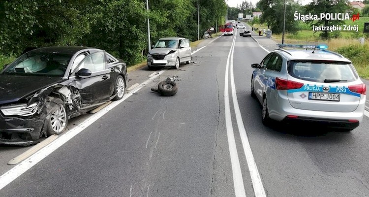 Wypadek z udziałem pięciu aut na ulicy Cieszyńskiej, Komenda Miejska Policji w Jastrzębiu Zdroju