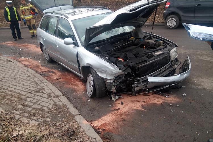 Trzy samochody osobowe zderzyły się na ul. Letniej, FB: Wodzisław Śląski i okolice-Informacje drogowe 24H