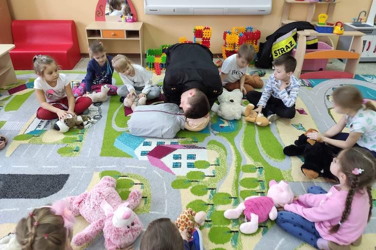 Dzieci w Gogołowej uczyły się ratować życie, Emila Pękała