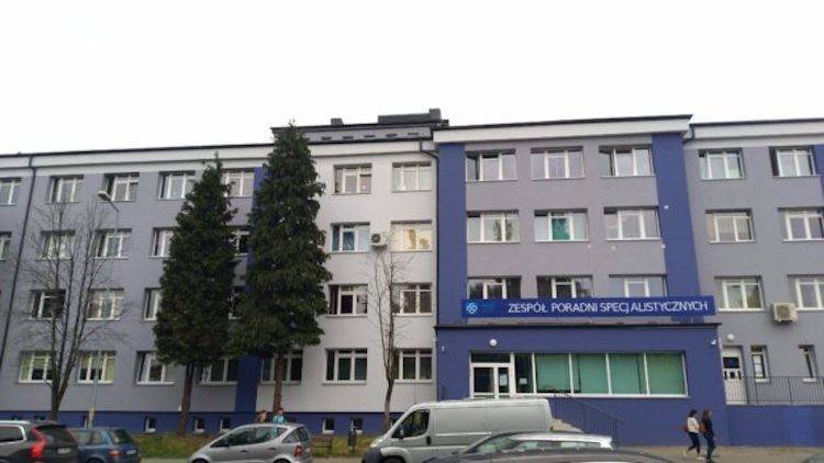Dyrektor zdecydował o zawieszeniu działalności Zespołu Poradni Specjalistycznych w Rydułtowach i Wodzisławiu Śląskim, materiały prasowe