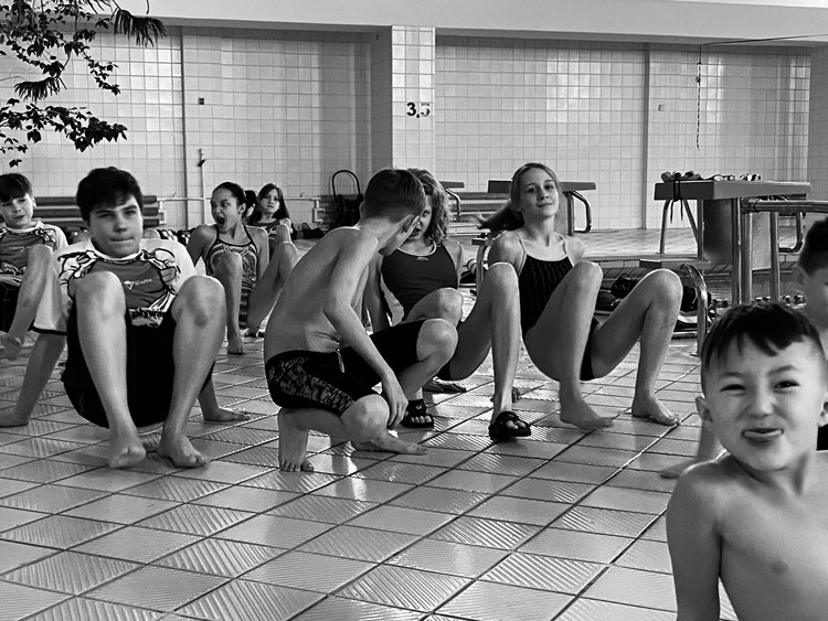 Need For Swim i OSHEE zapraszają na obóz sportowy. Gość specjalny: Alicja Tchórz - złota medalistka Mistrzostw Europy!, Need For Swim