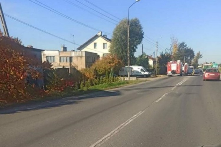 Wypadek na Pszowskiej. 27-letnia kobieta trafiła do szpitala, Czytelnik