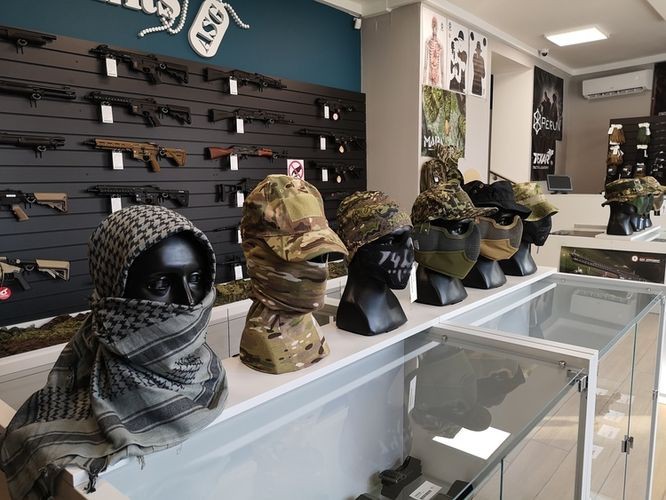 Śląskie sklepy militarne oblężone. Ukraińcy wykupują dosłownie wszystko, ww