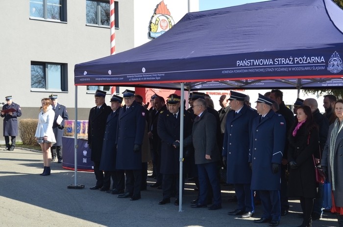 Powiat wodzisławski: strażacy mają 3 nowe wozy bojowe, Tomasz Świerczek