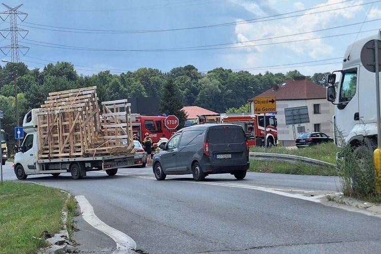 Syrynia: Wysoki mandat i punkty za spowodowanie kolizji, Wodzisław Śląski i okolice-Informacje drogowe 24H