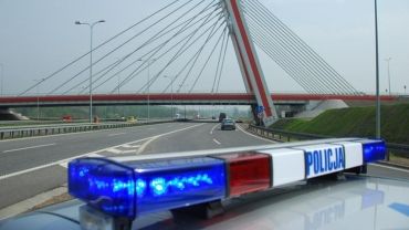 Policja apeluje w związku z karambolem na A1: wybierajcie alternatywne drogi